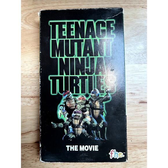 Teenage Mutant Ninja Turtles (F.N.E. 1990) VHS Movie - Picture 1 of 2